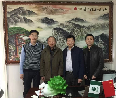 住房和城乡建设部科技委副主任李秉仁先生到我单位指导工作
